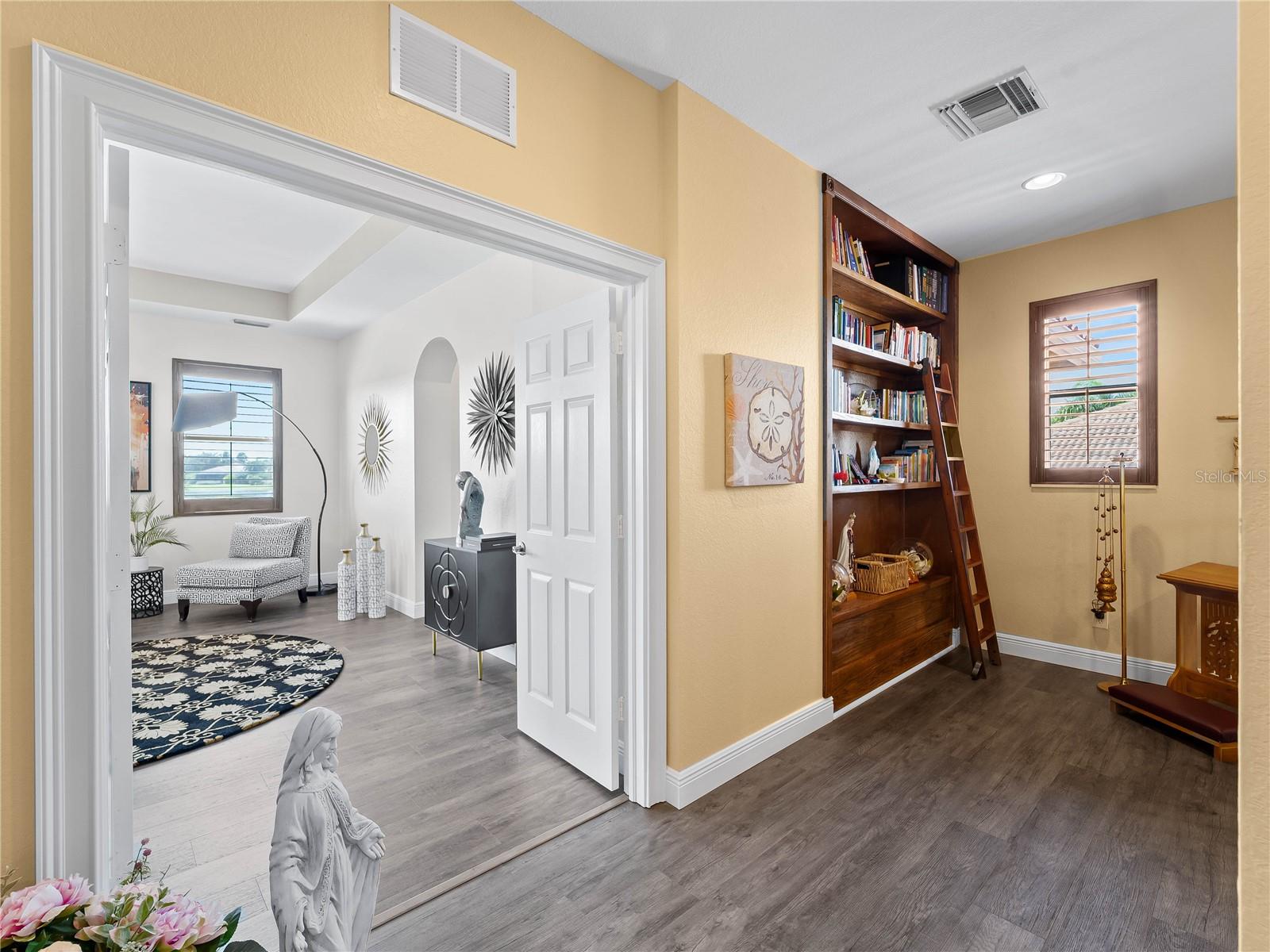 Image 36 of 100 For 24343 Riverfront Drive