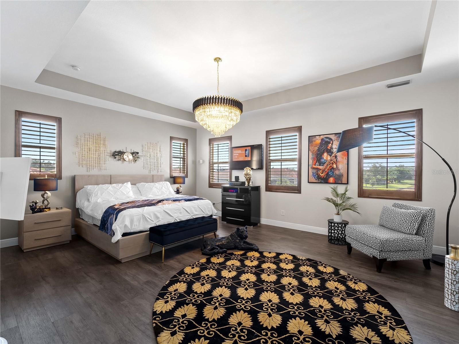 Image 37 of 100 For 24343 Riverfront Drive