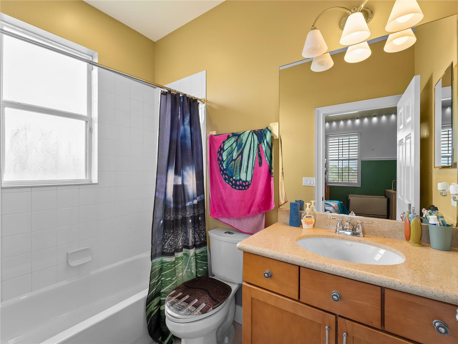 Image 49 of 100 For 24343 Riverfront Drive