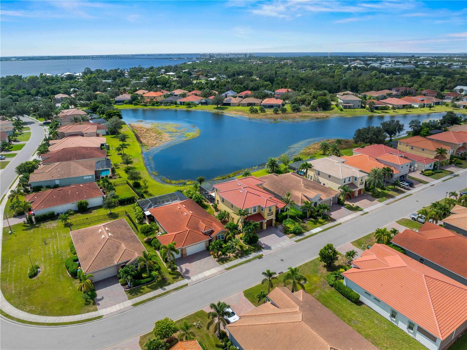 Image 84 of 100 For 24343 Riverfront Drive