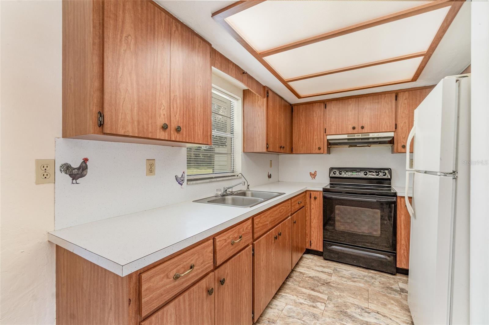 Image 6 of 15 For 918 Magnolia Street