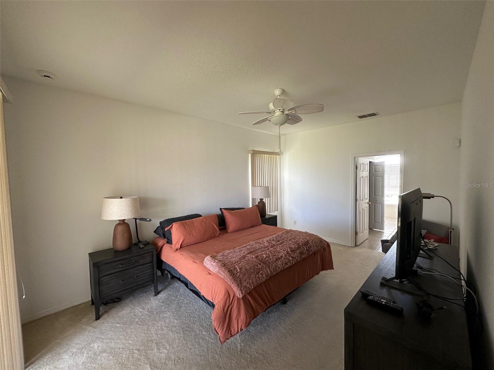 Image 12 of 33 For 24308 Westgate Boulevard