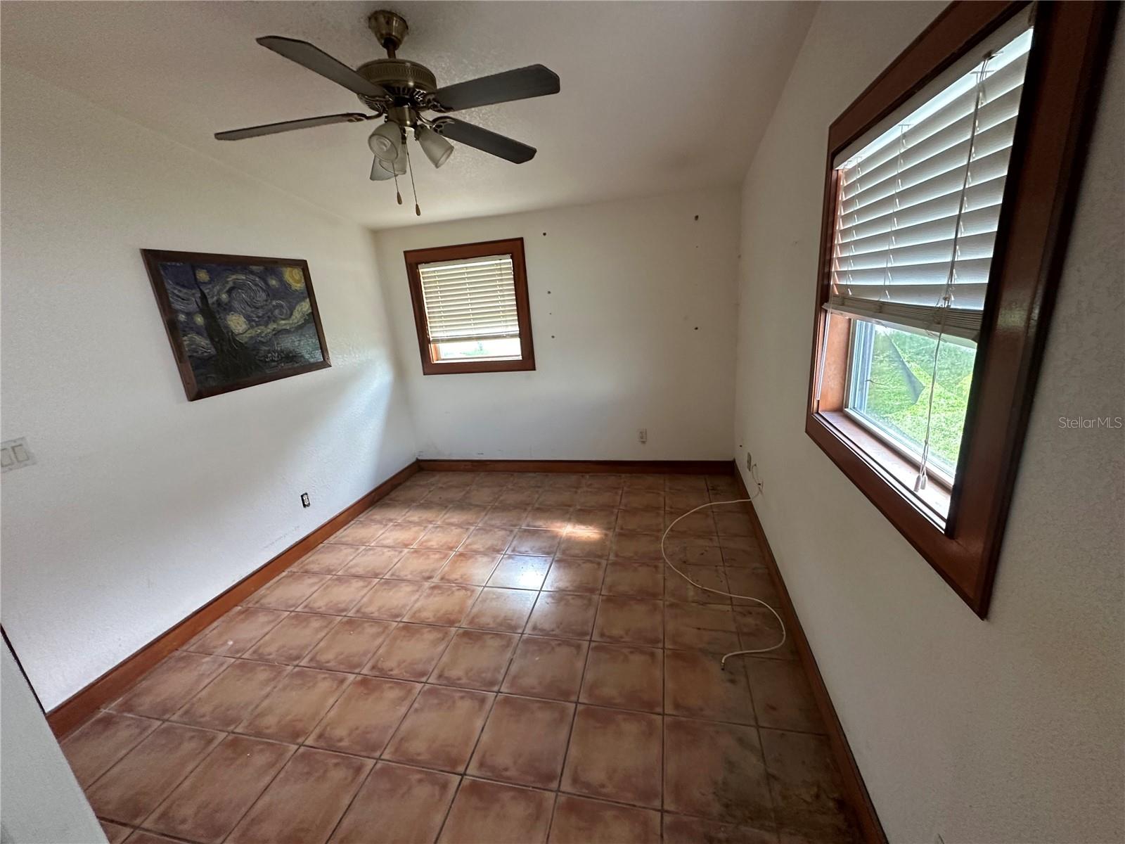 Image 5 of 28 For 2089 Hariet Street