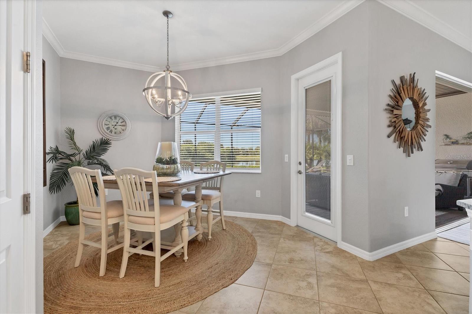 Image 14 of 68 For 25121 Golden Fern Drive