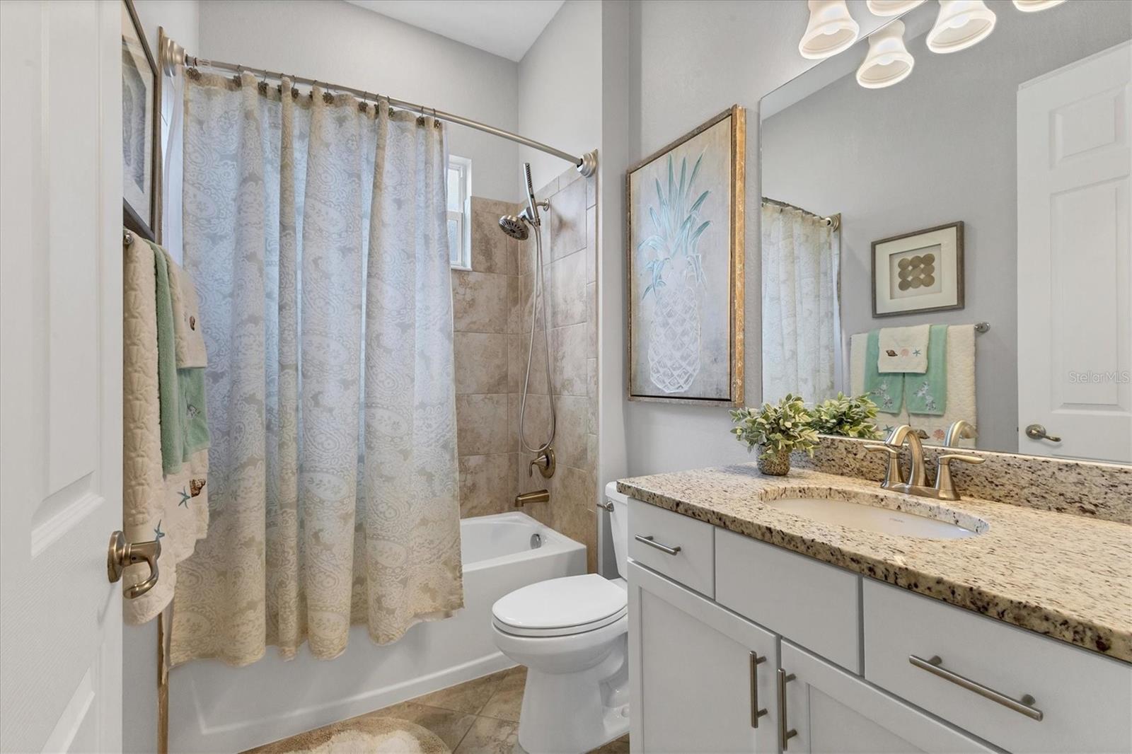 Image 23 of 68 For 25121 Golden Fern Drive