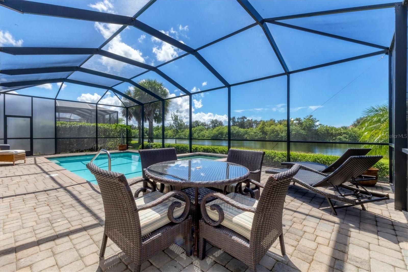 Image 29 of 68 For 25121 Golden Fern Drive