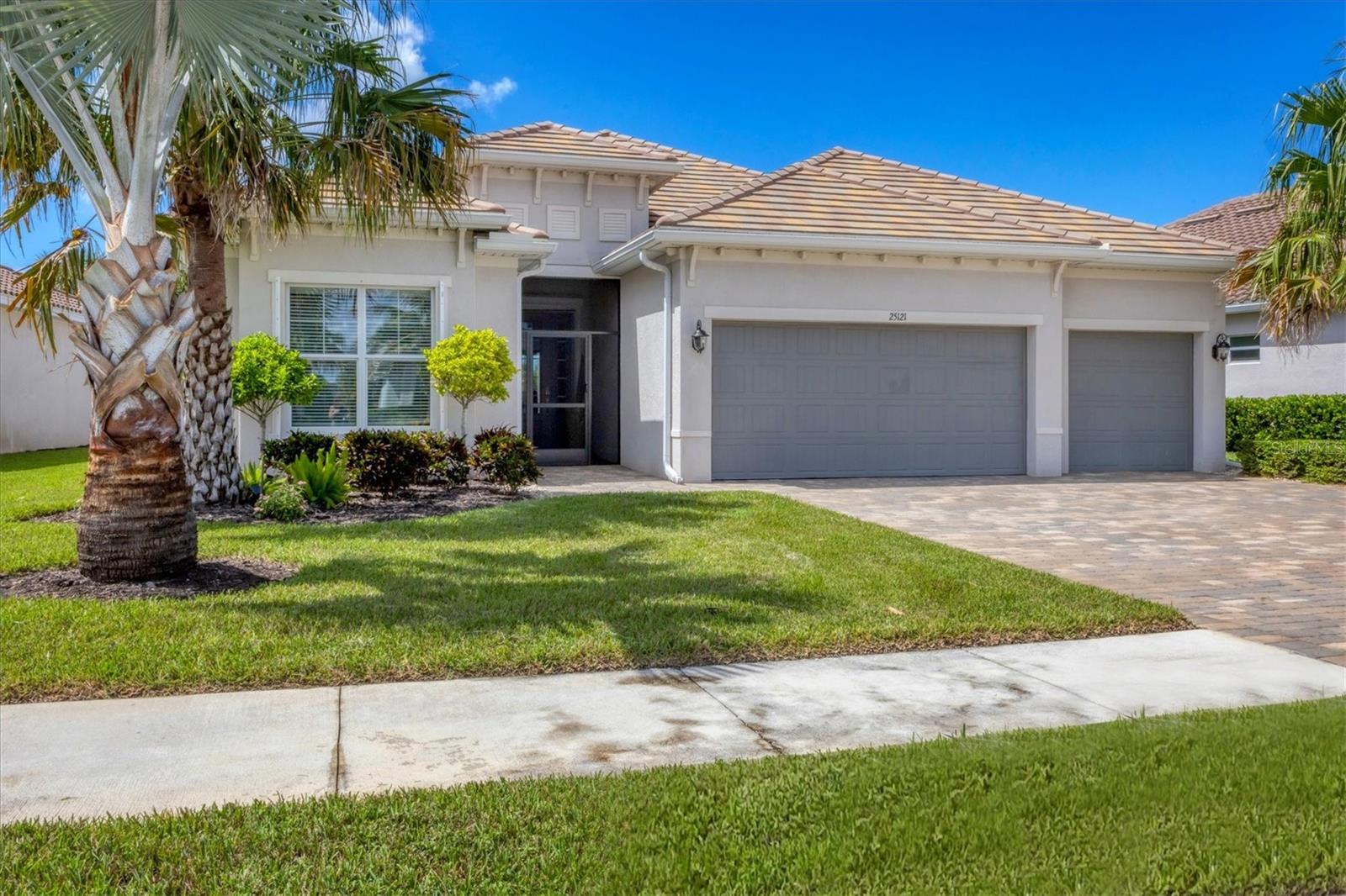 Image 3 of 68 For 25121 Golden Fern Drive