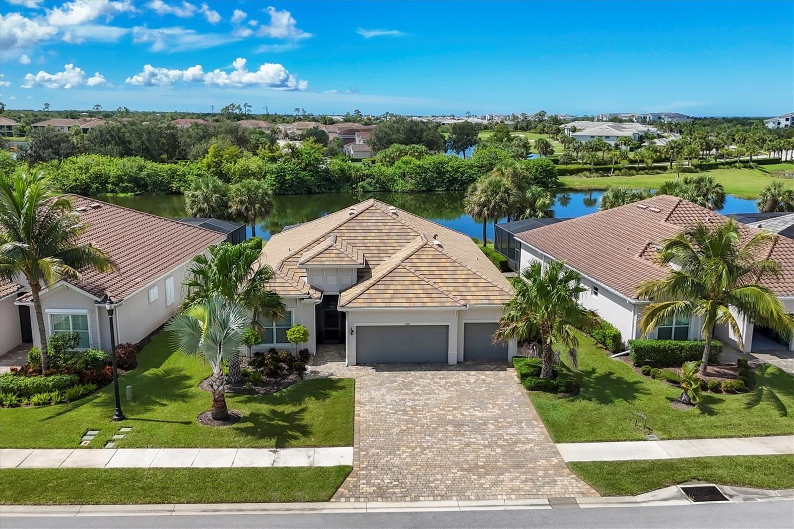 Image 4 of 68 For 25121 Golden Fern Drive
