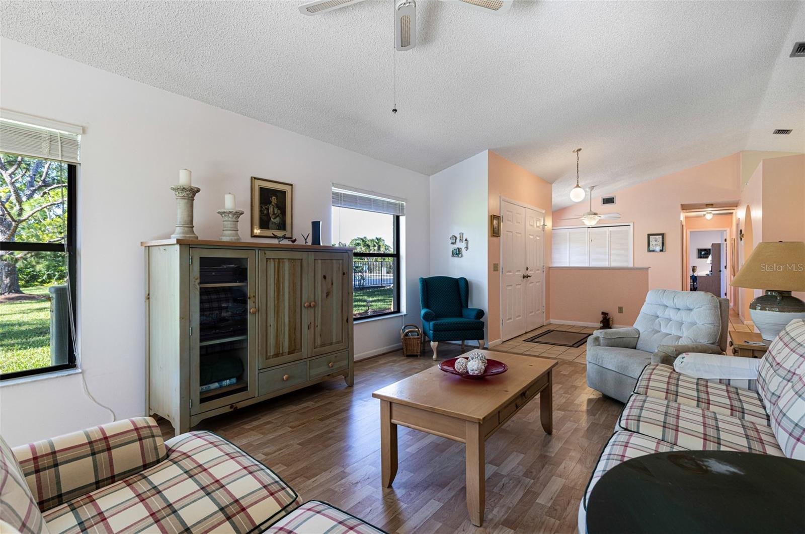 Image 4 of 33 For 3041 Matecumbe Key Road 4