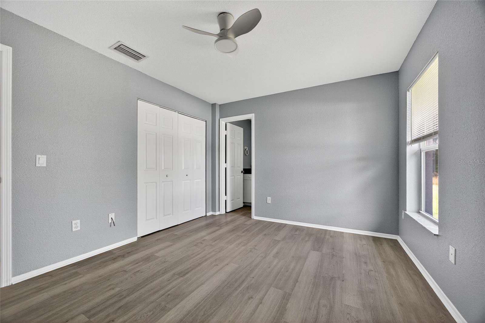 Image 11 of 22 For 1071 Nomad Road