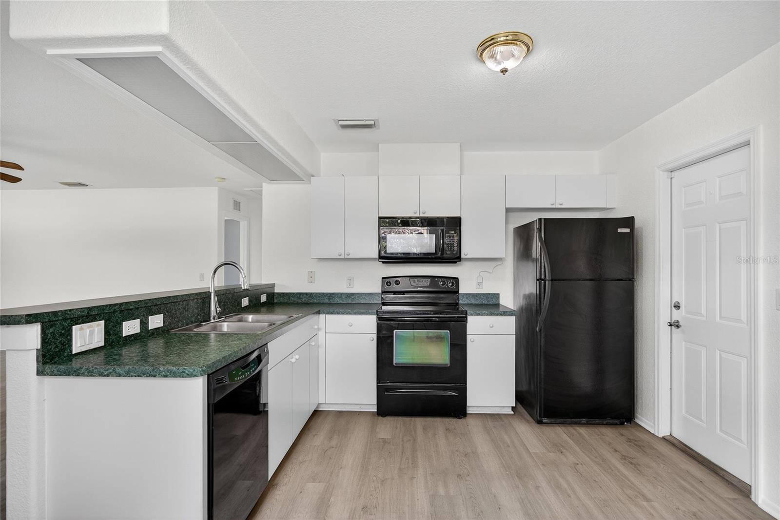 Image 7 of 22 For 1071 Nomad Road