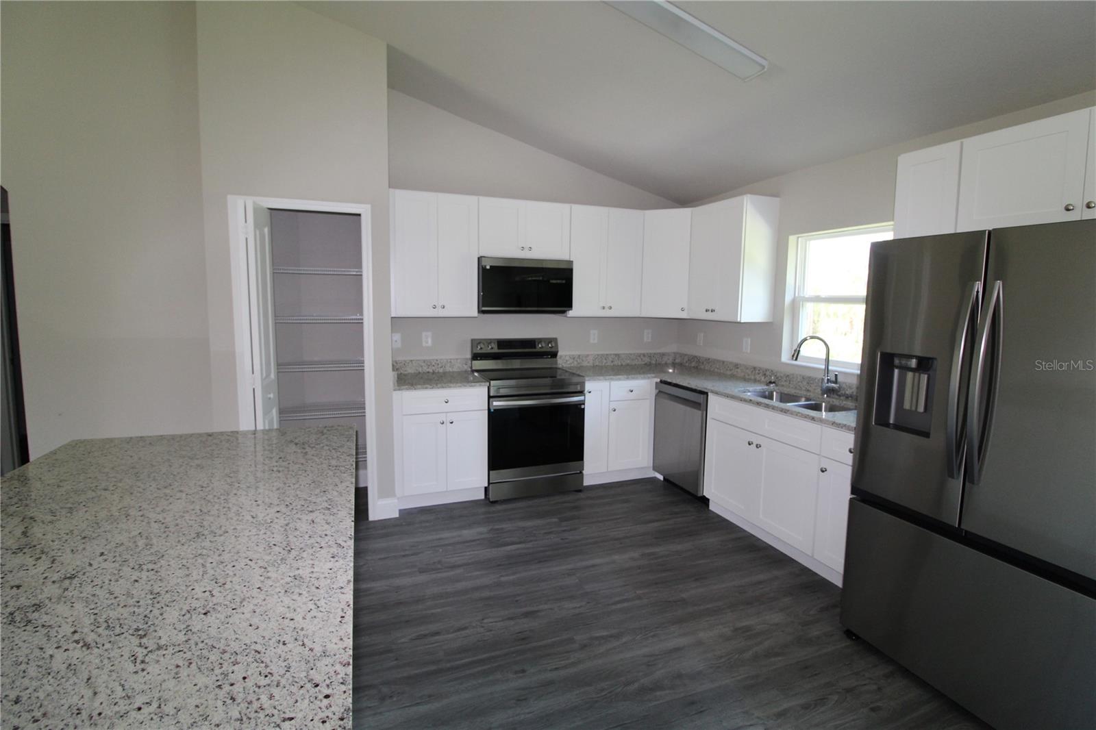 Image 17 of 25 For 23440 Corinne Avenue