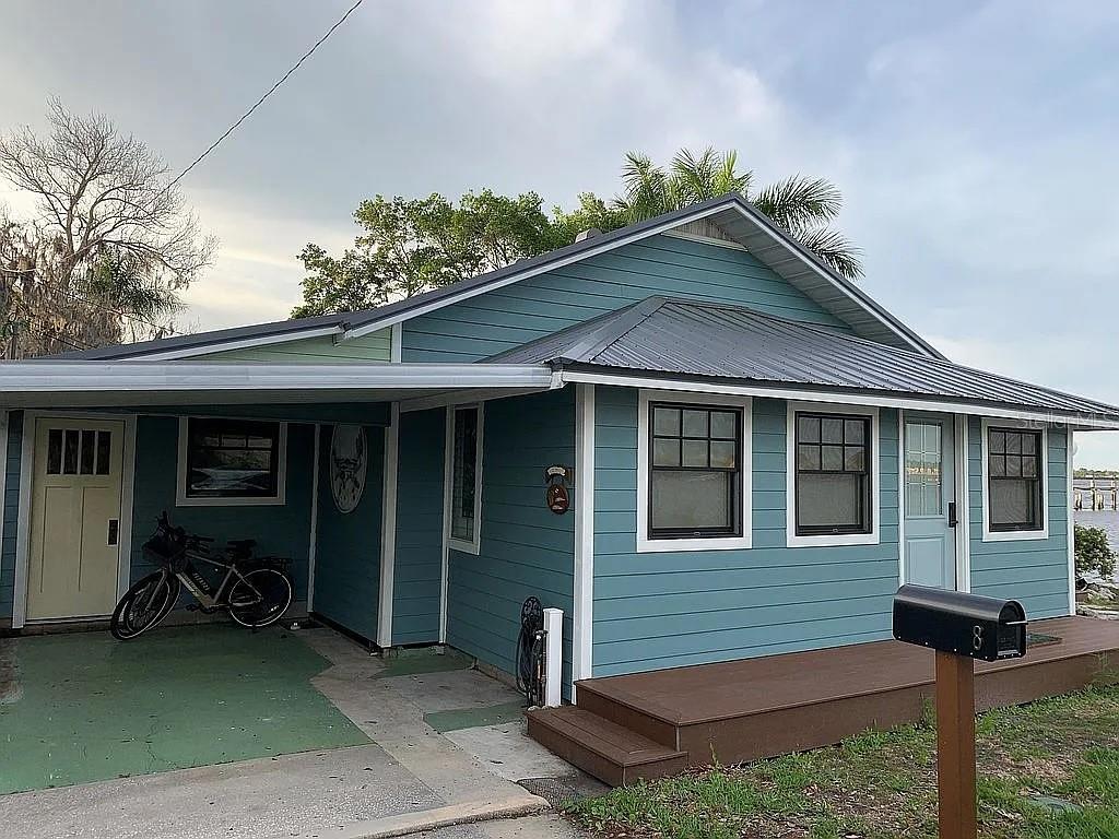 Listing Details for 8 Parkview Street, BRADENTON, FL 34208