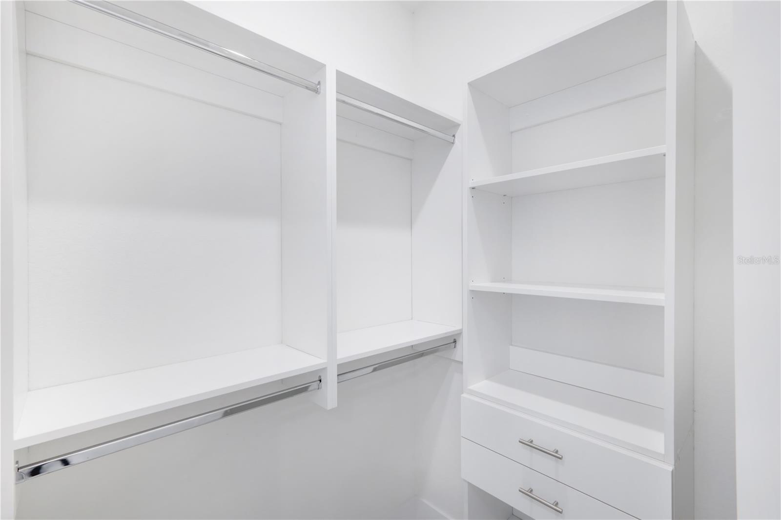 Image 15 of 35 For 14431 Artesia Avenue