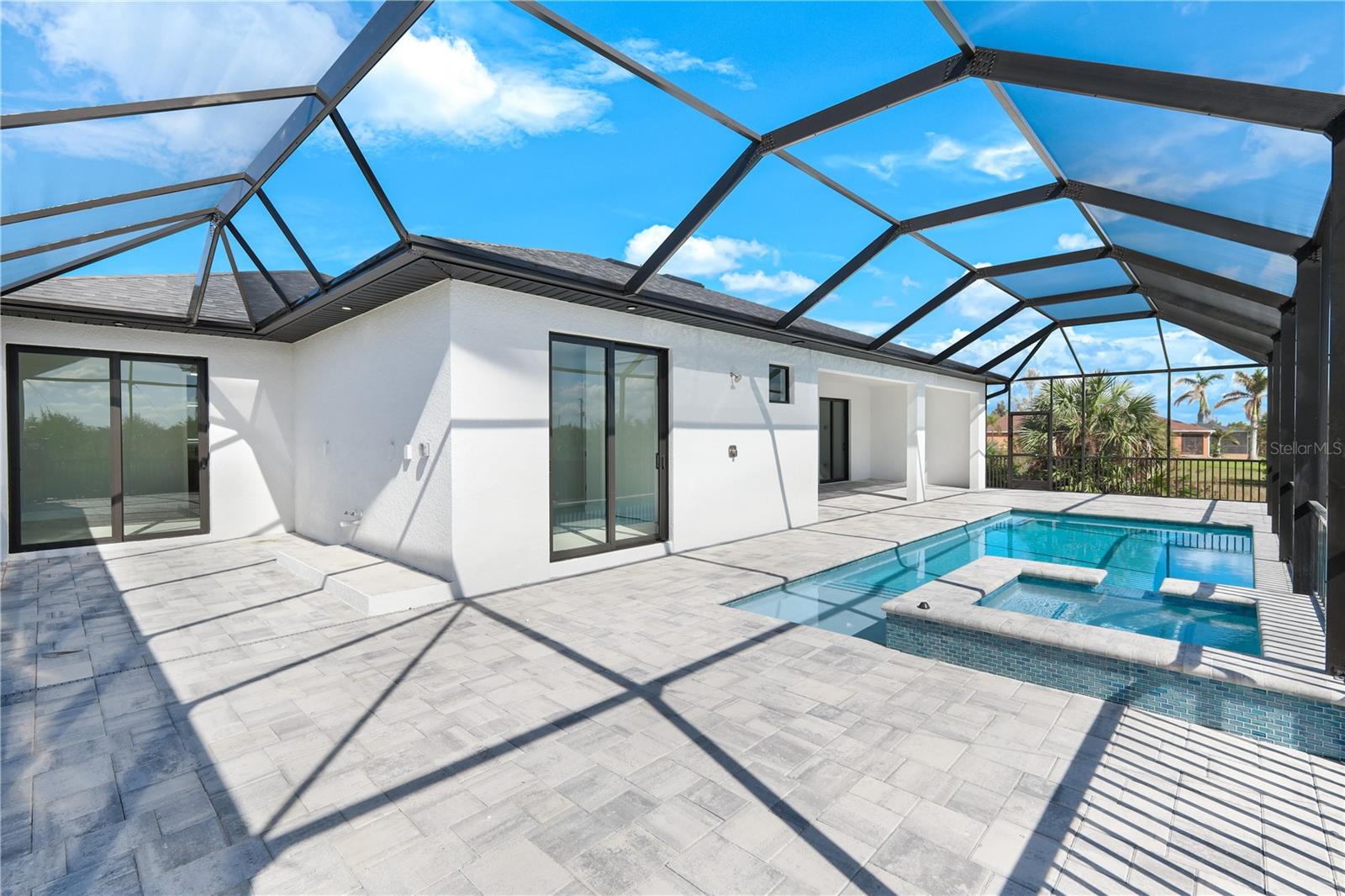 Image 24 of 35 For 14431 Artesia Avenue