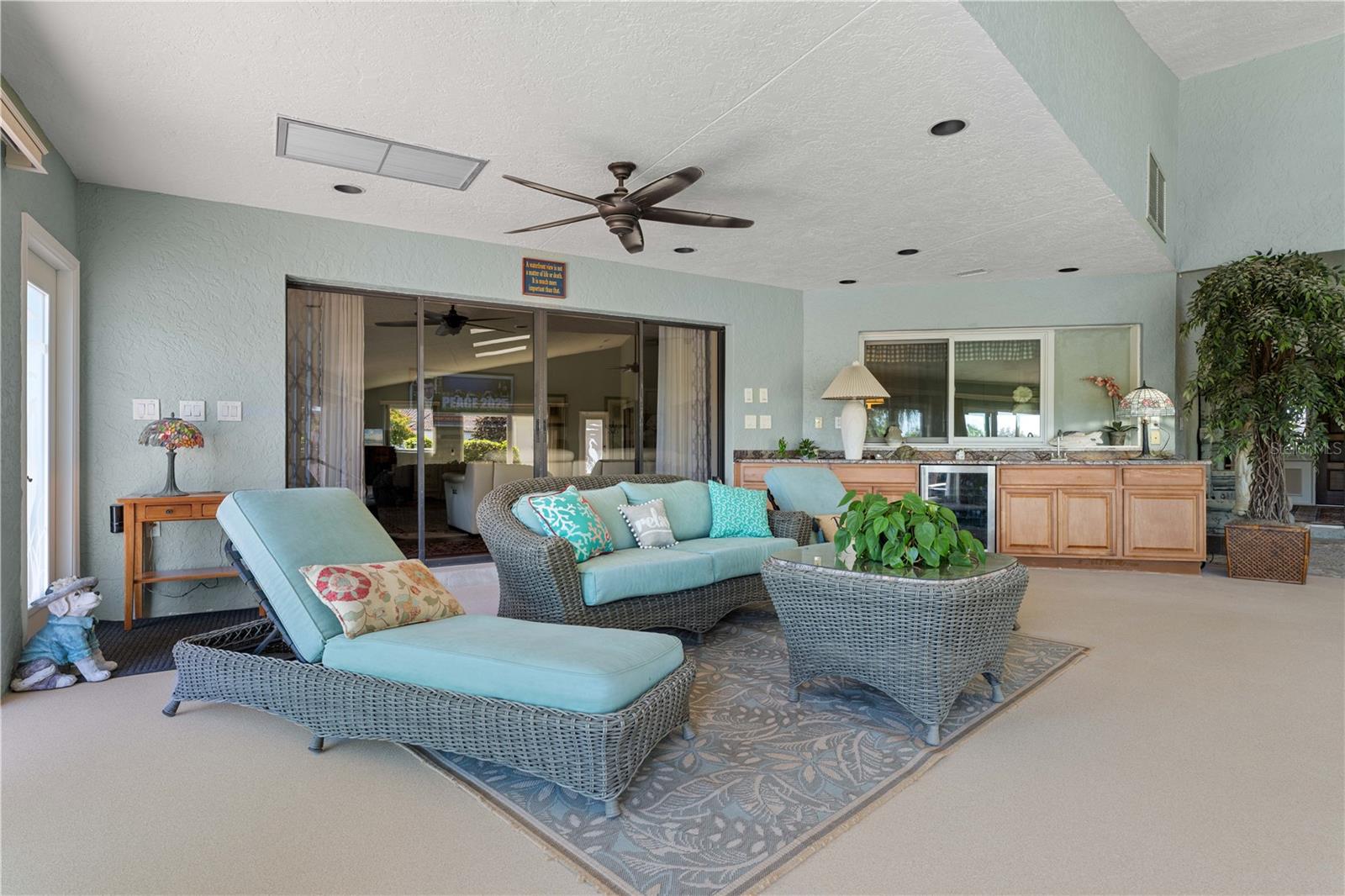 Image 10 of 70 For 2831 Deborah Drive