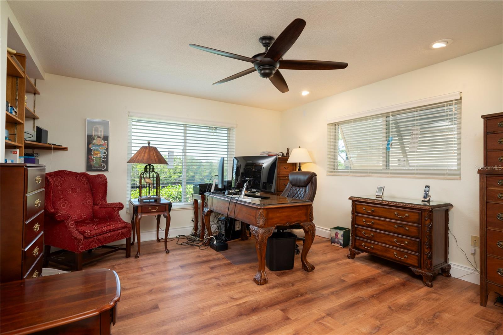 Image 38 of 70 For 2831 Deborah Drive