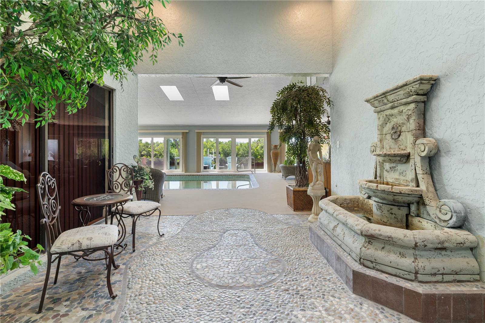 Image 44 of 70 For 2831 Deborah Drive