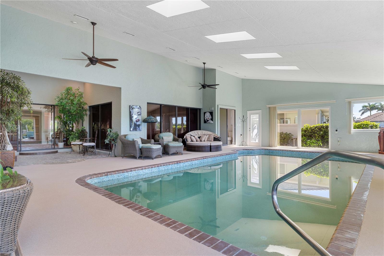 Image 46 of 70 For 2831 Deborah Drive