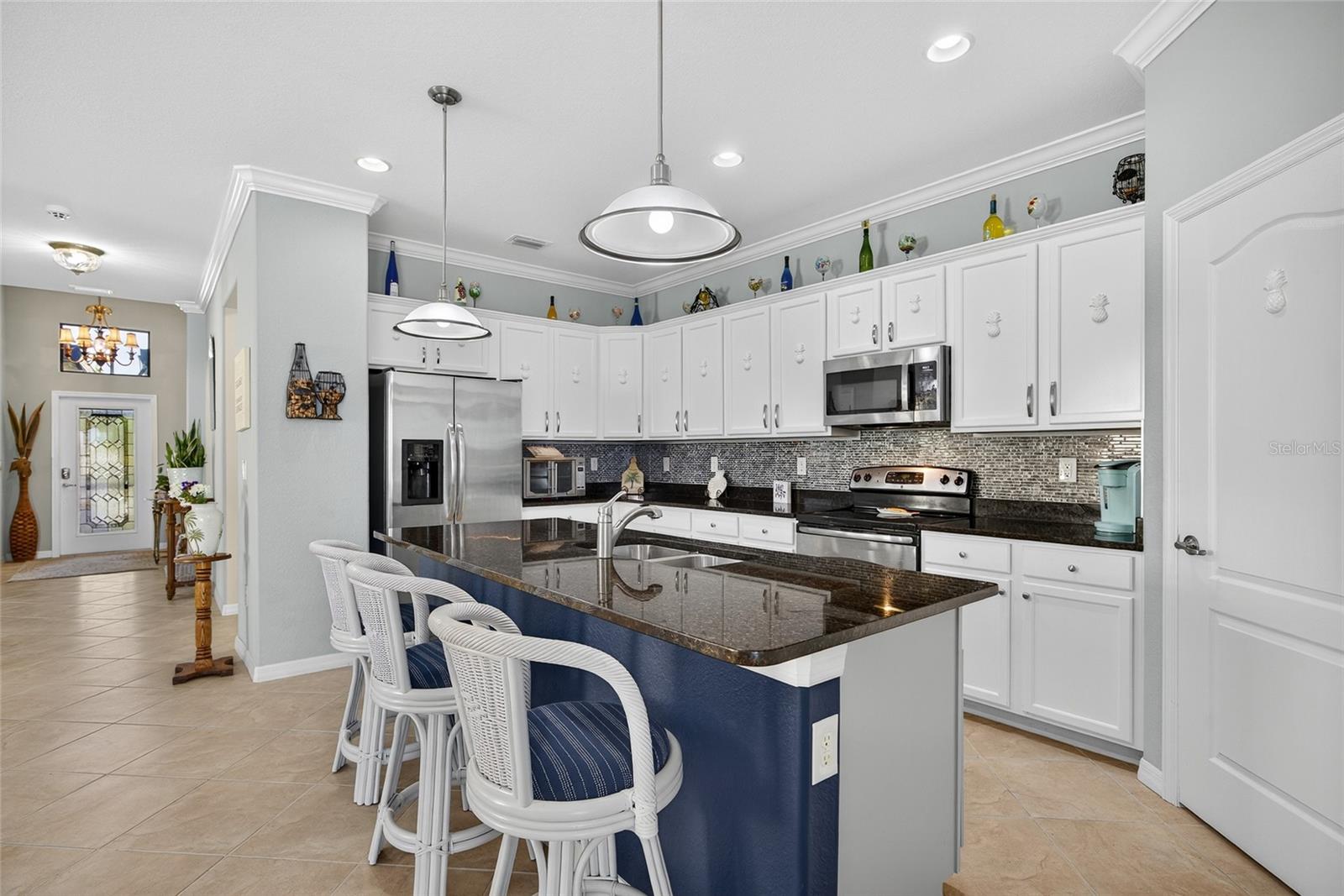 Image 12 of 39 For 2877 Via Piazza Loop