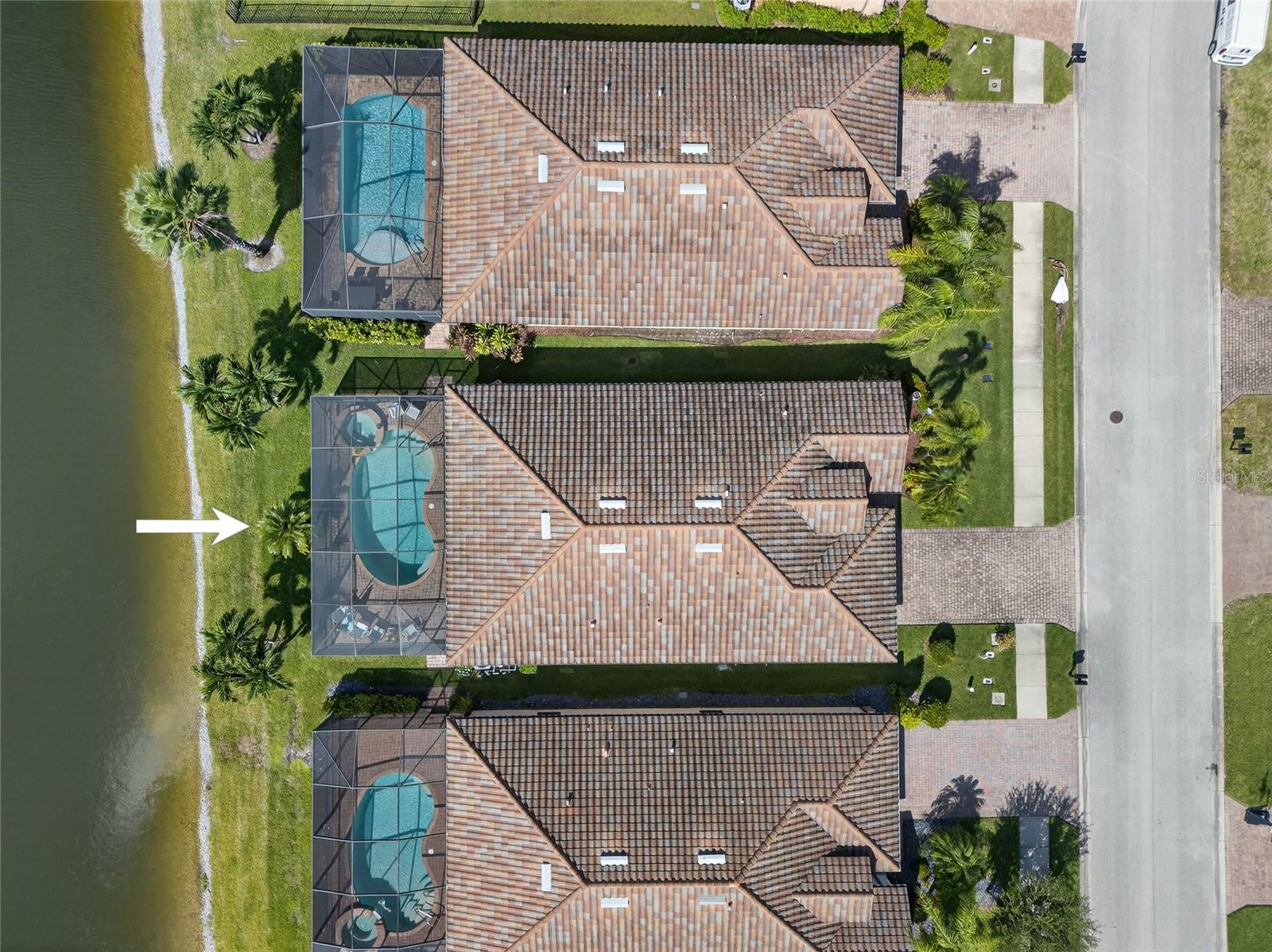 Image 34 of 39 For 2877 Via Piazza Loop