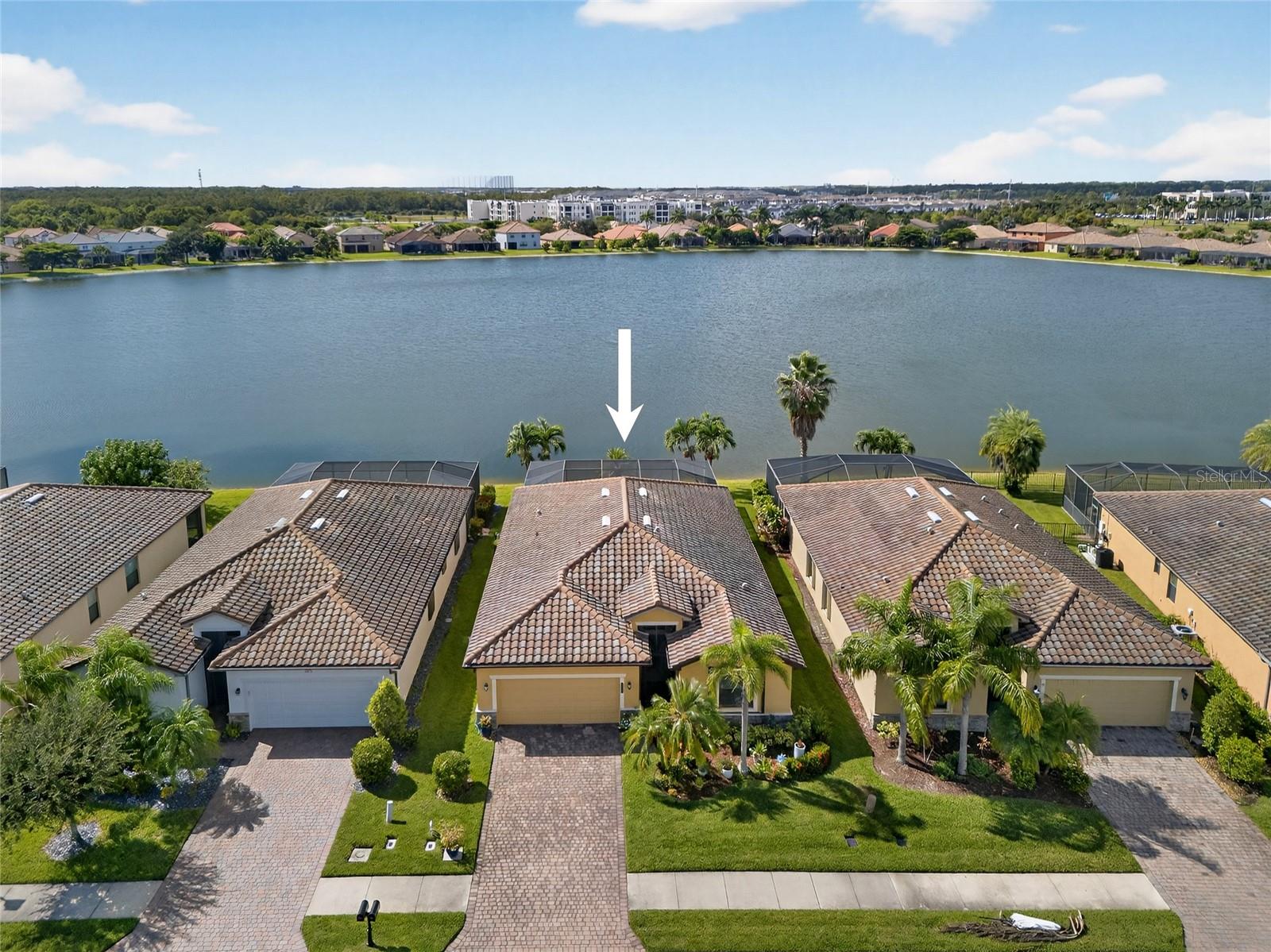 Image 35 of 39 For 2877 Via Piazza Loop