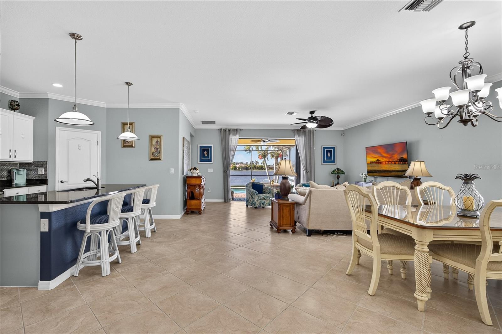 Image 6 of 39 For 2877 Via Piazza Loop