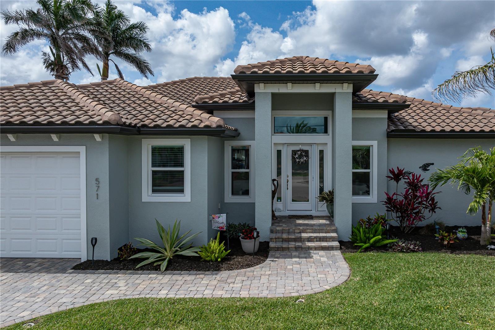 Image 15 of 50 For 571 Port Bendres Drive