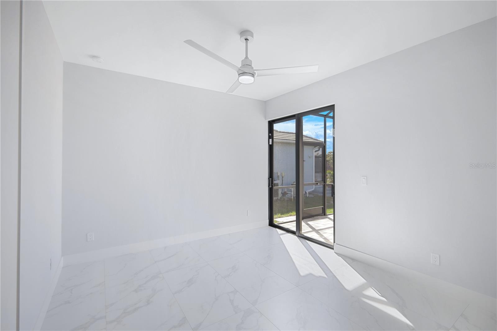 Image 17 of 46 For 10123 Boylston Street