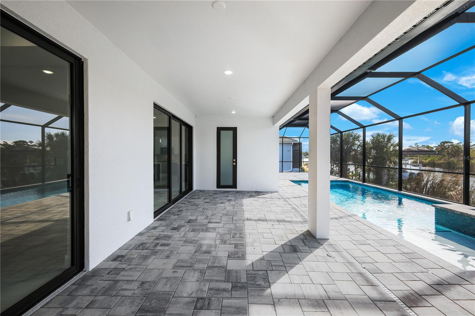 Image 26 of 46 For 10123 Boylston Street