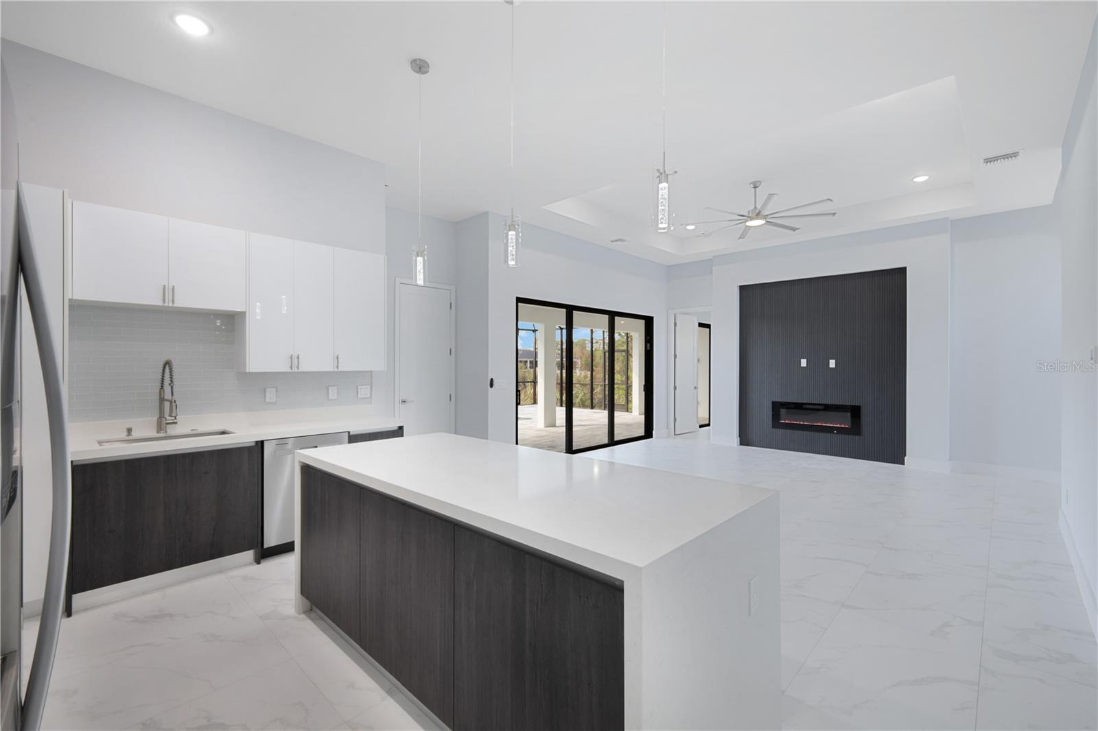 Image 6 of 46 For 10123 Boylston Street