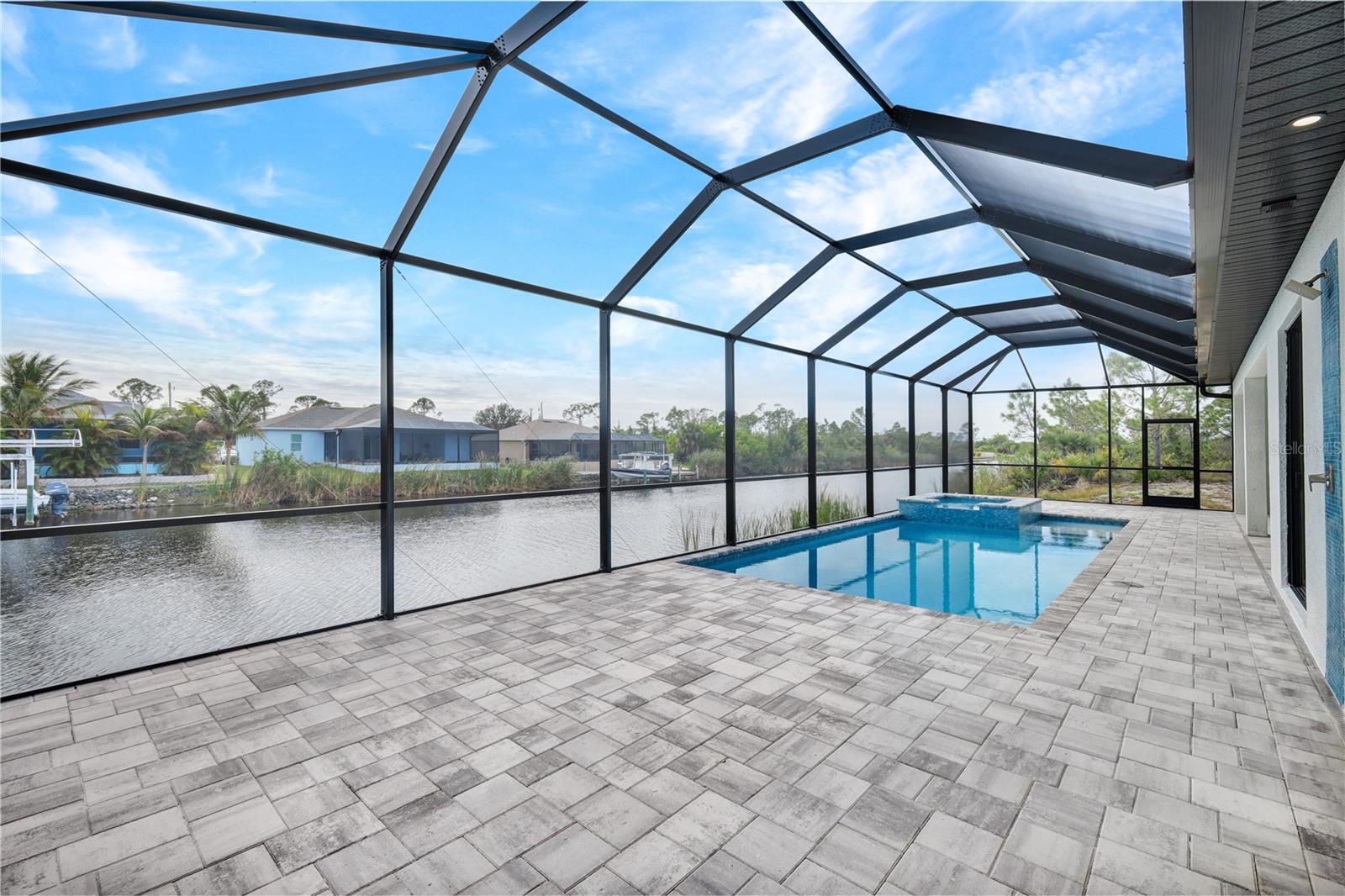 Image 22 of 45 For 15133 Amsterdam Avenue