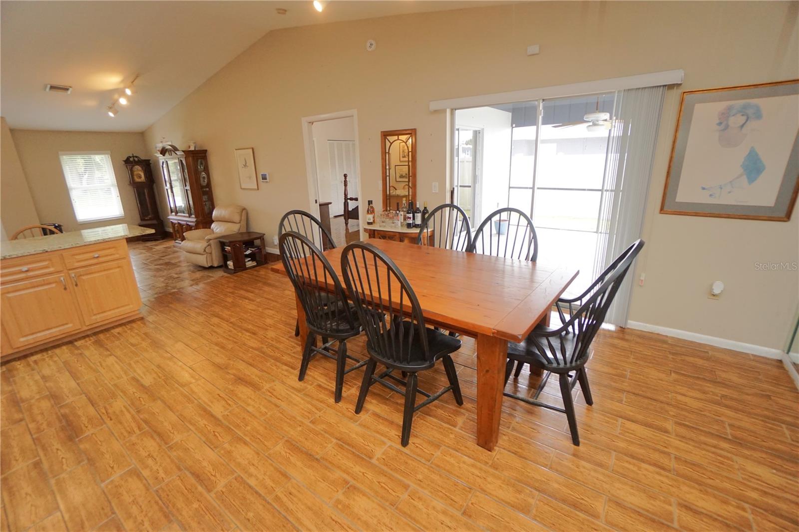 Image 15 of 44 For 3255 Geneva Street