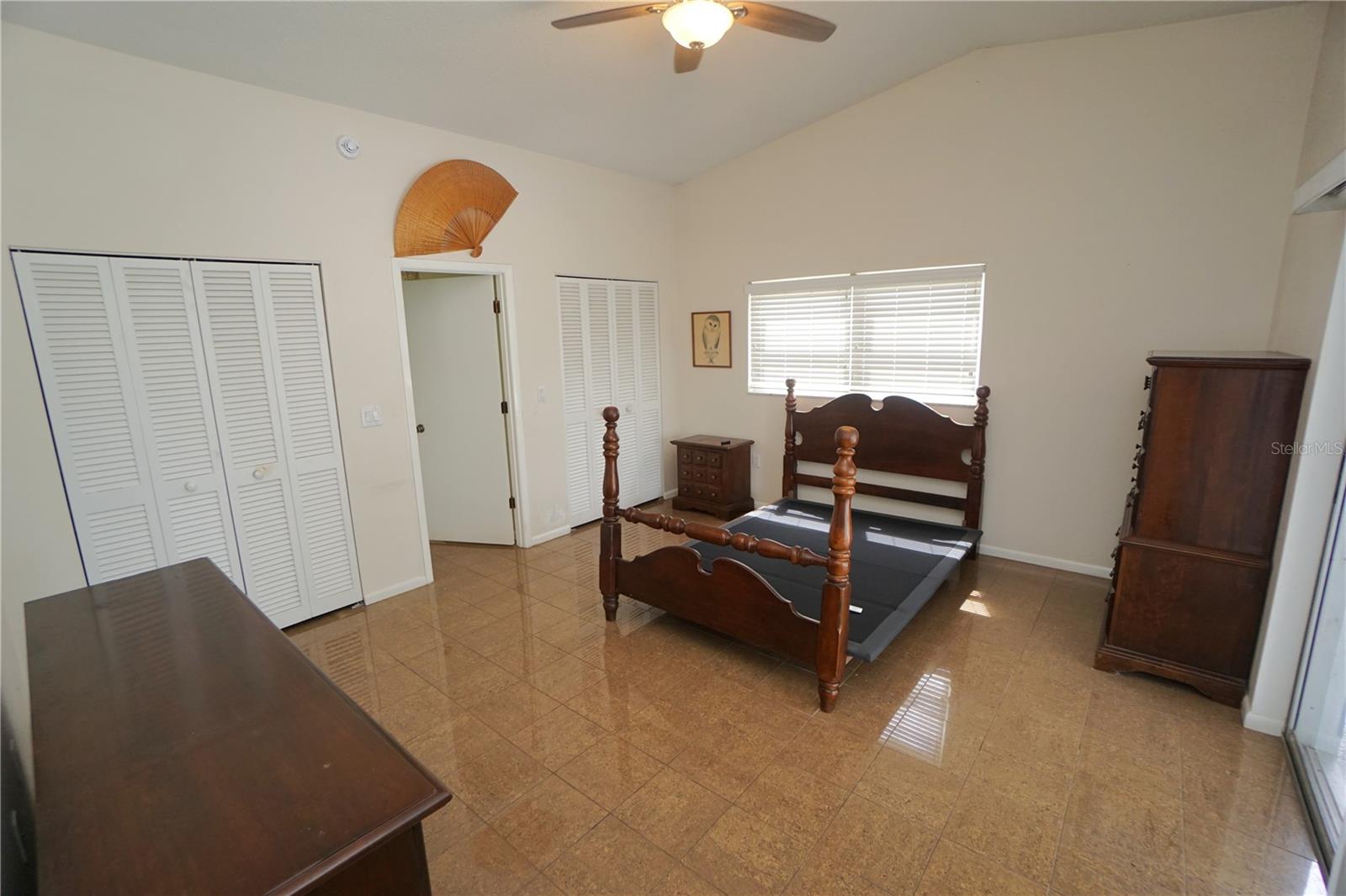 Image 17 of 44 For 3255 Geneva Street