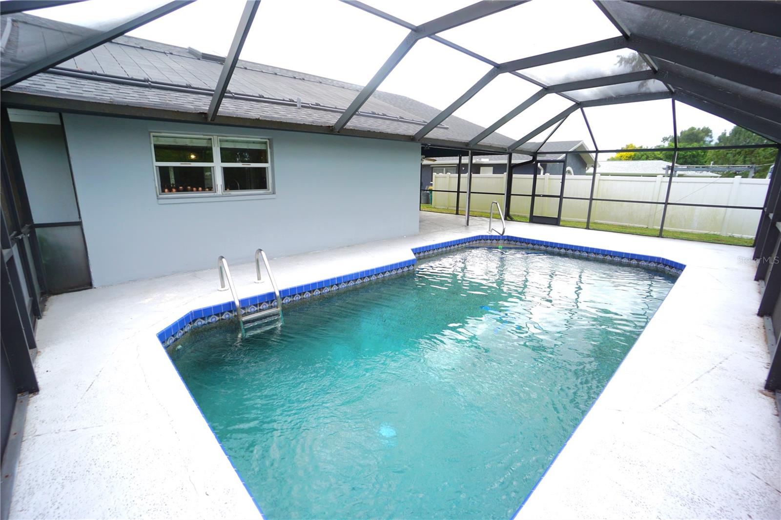 Image 29 of 44 For 3255 Geneva Street