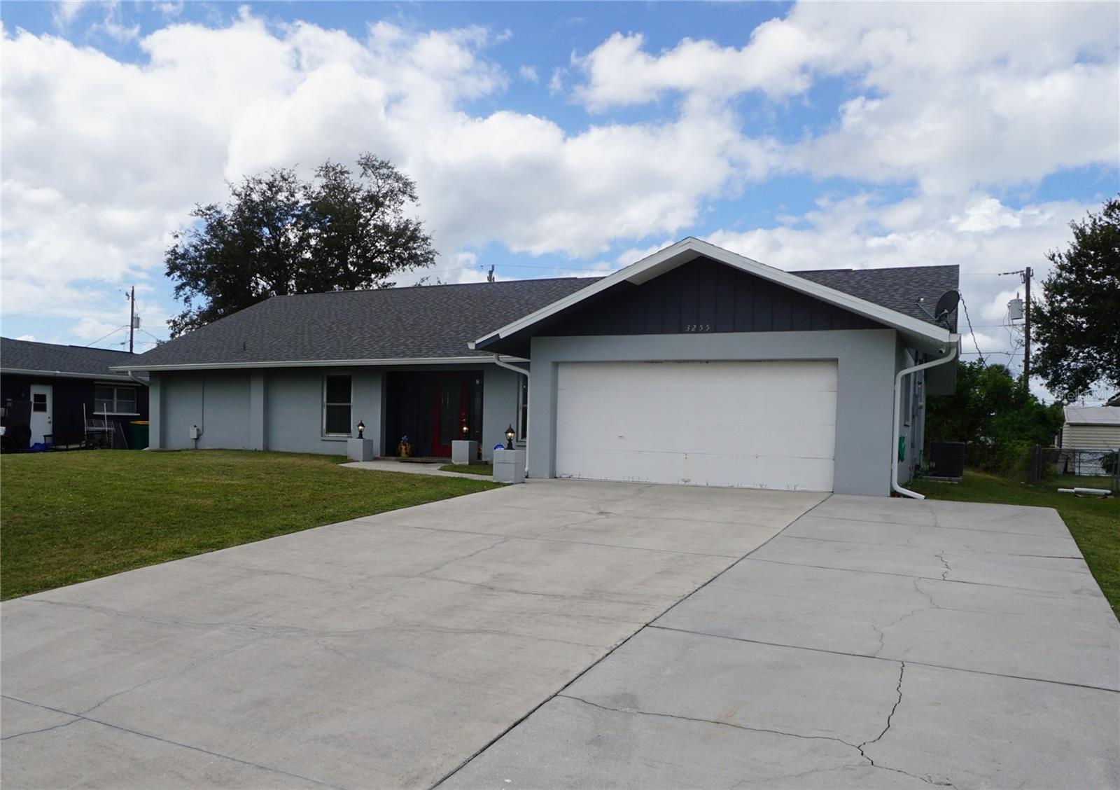 Image 3 of 44 For 3255 Geneva Street