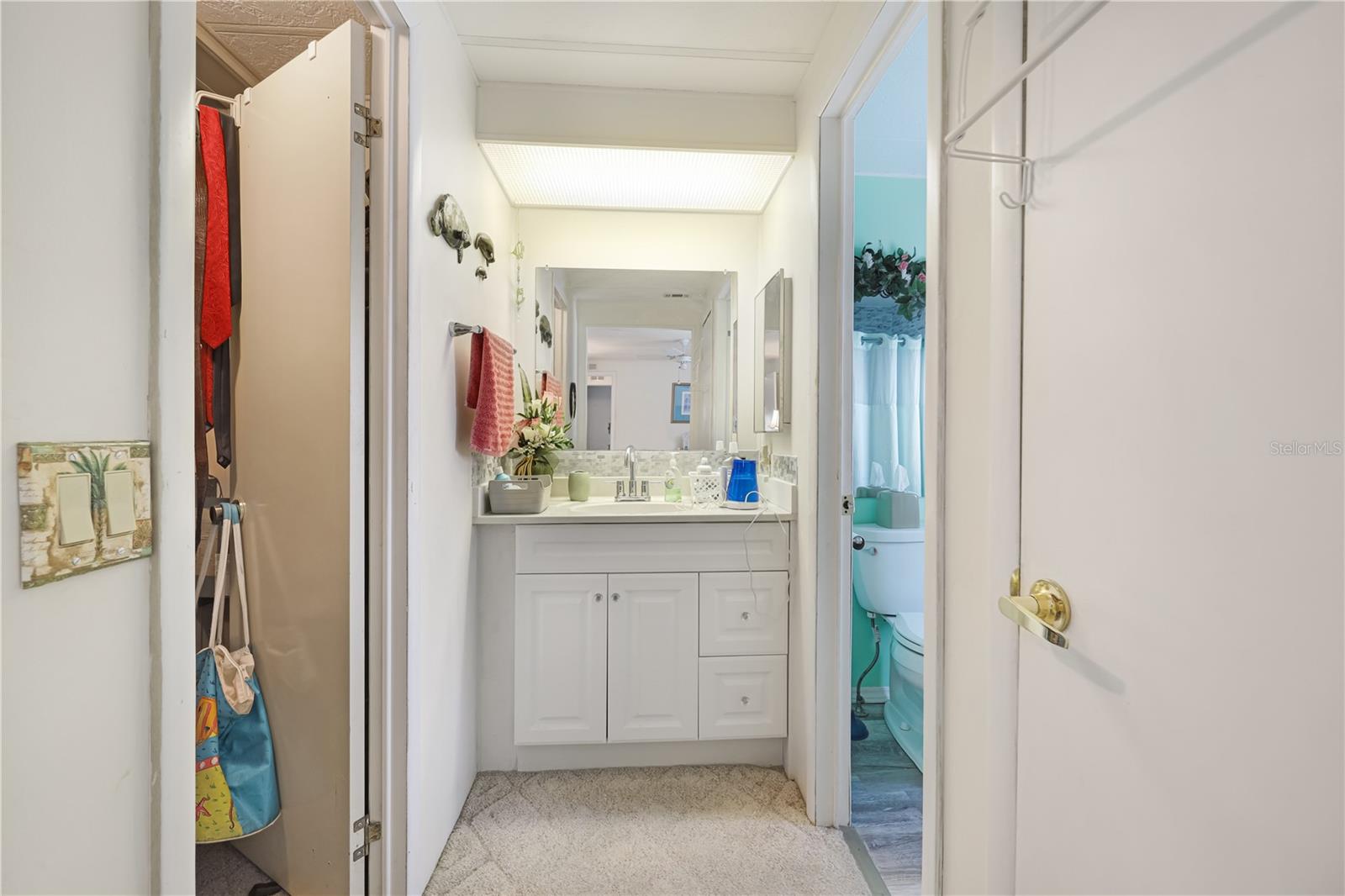 Image 19 of 53 For 2100 Kings Highway 640