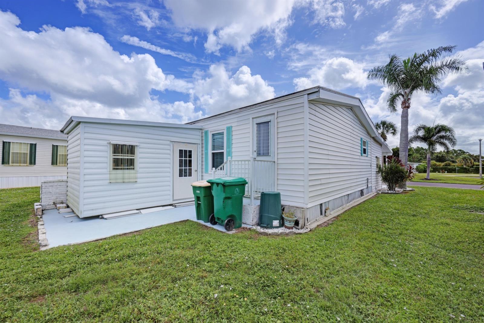 Image 25 of 53 For 2100 Kings Highway 640