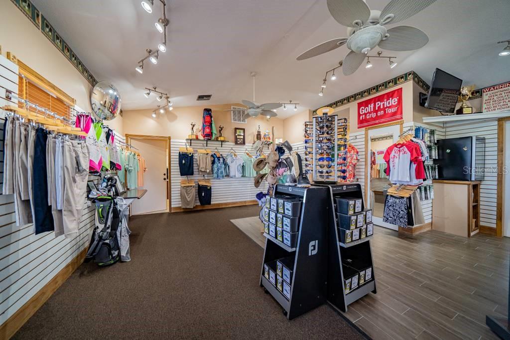 Image 45 of 53 For 2100 Kings Highway 640