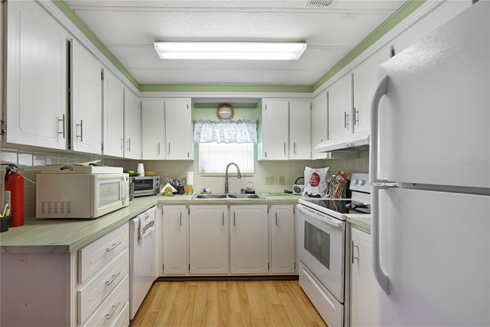 Image 8 of 53 For 2100 Kings Highway 640