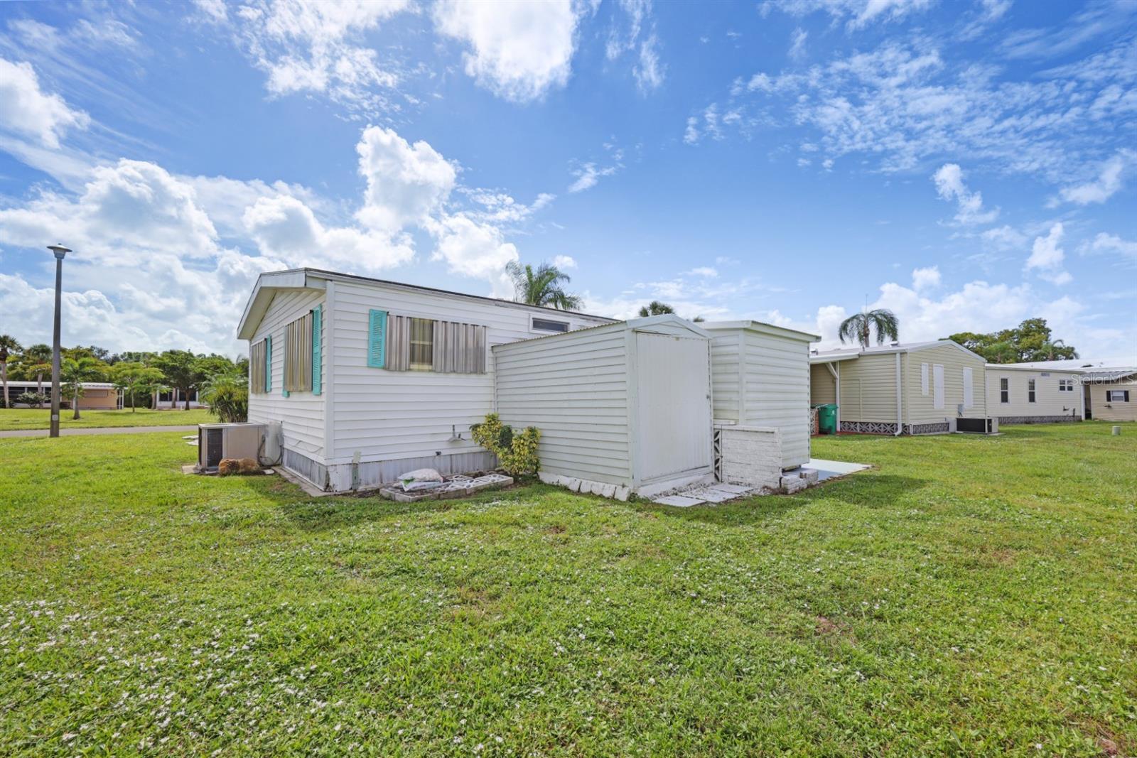 Image 9 of 53 For 2100 Kings Highway 640