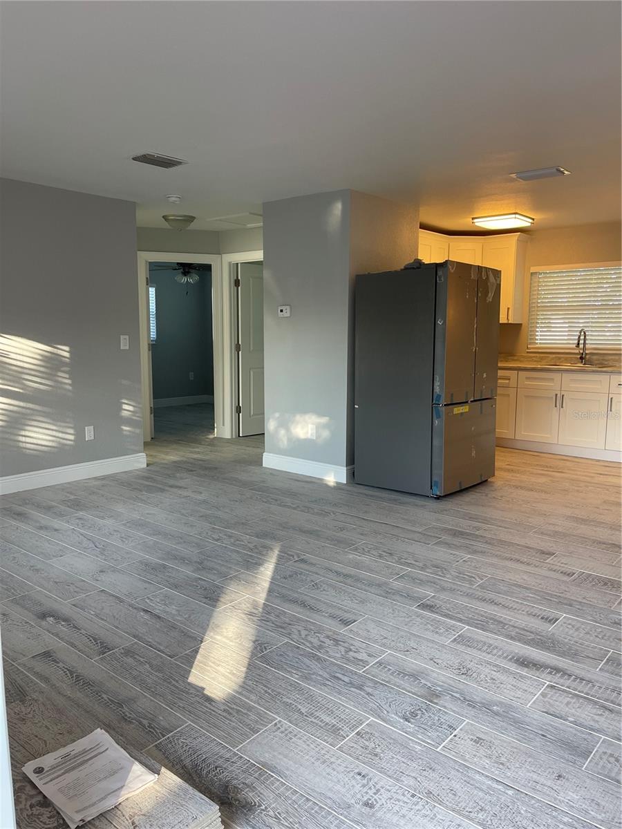 Image 10 of 37 For 418 - 438 Virginia Avenue