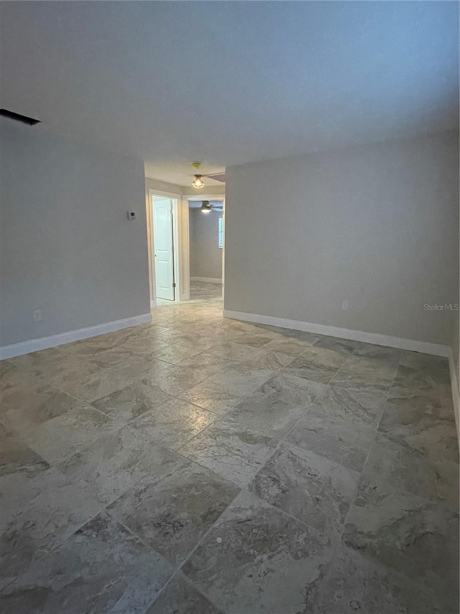 Image 26 of 37 For 418 - 438 Virginia Avenue