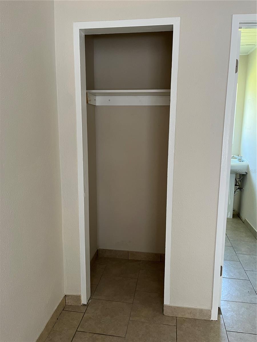 Image 28 of 37 For 418 - 438 Virginia Avenue