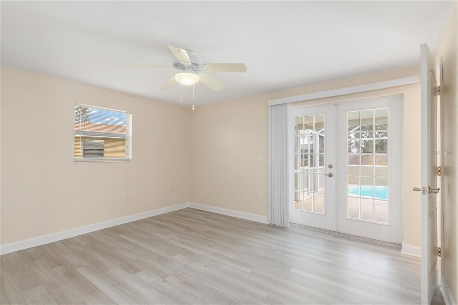 Image 12 of 36 For 703 Spring Lake Boulevard Nw