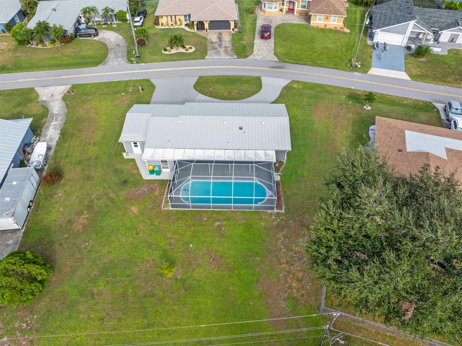 Image 35 of 36 For 703 Spring Lake Boulevard Nw