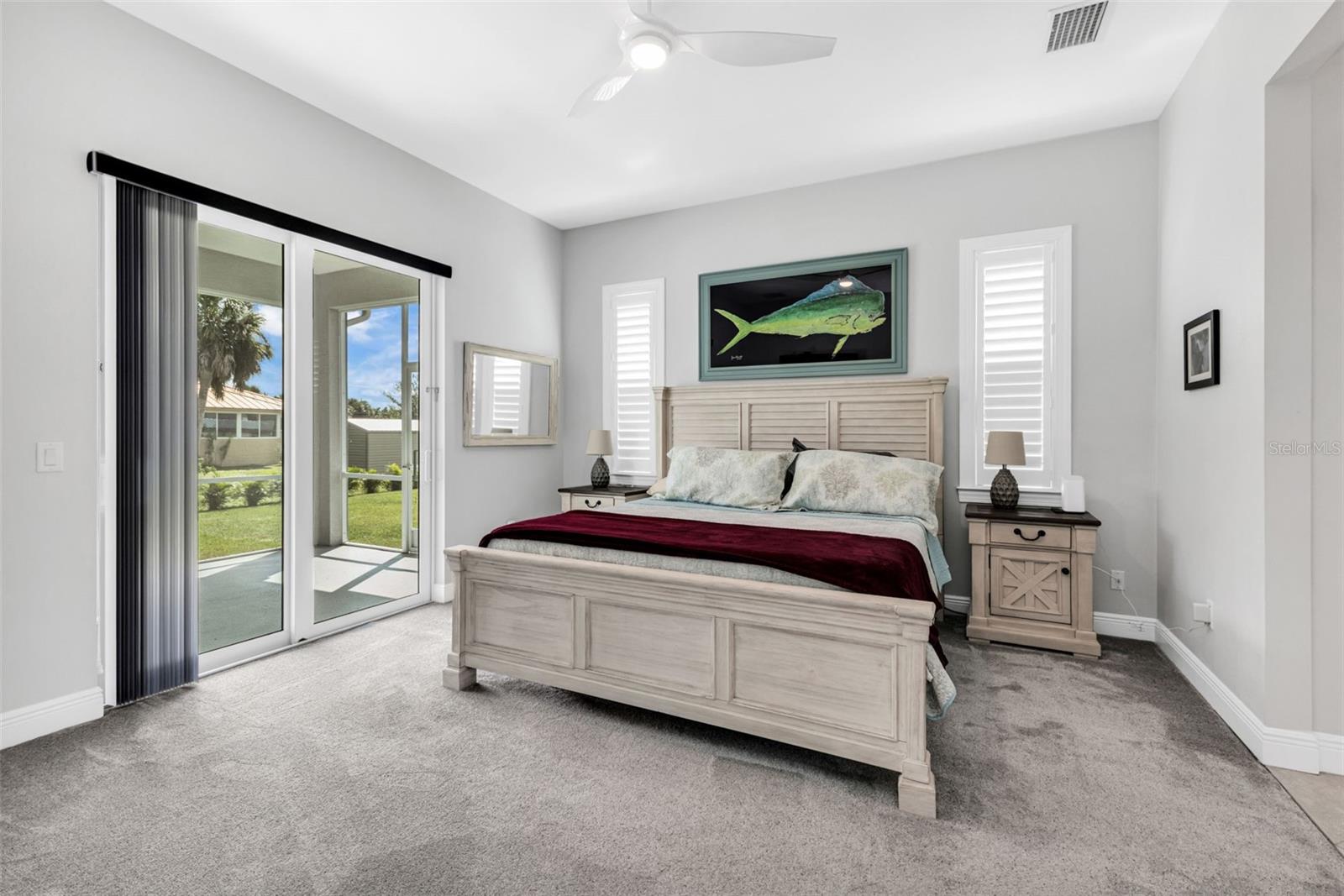 Image 18 of 65 For 3302 Palm Dr