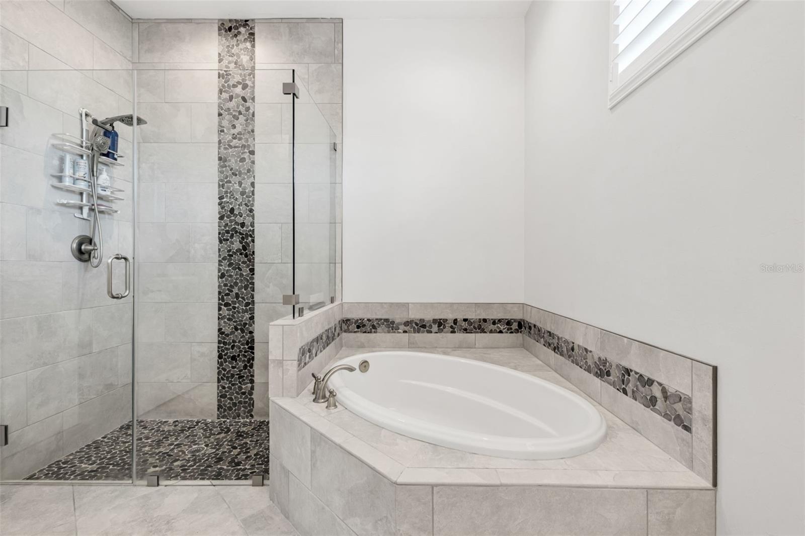 Image 24 of 65 For 3302 Palm Dr