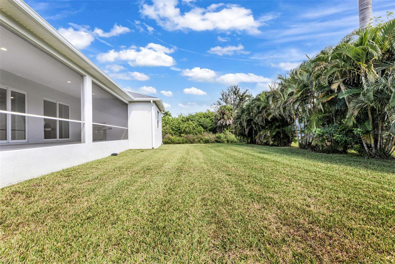 Image 37 of 65 For 3302 Palm Dr