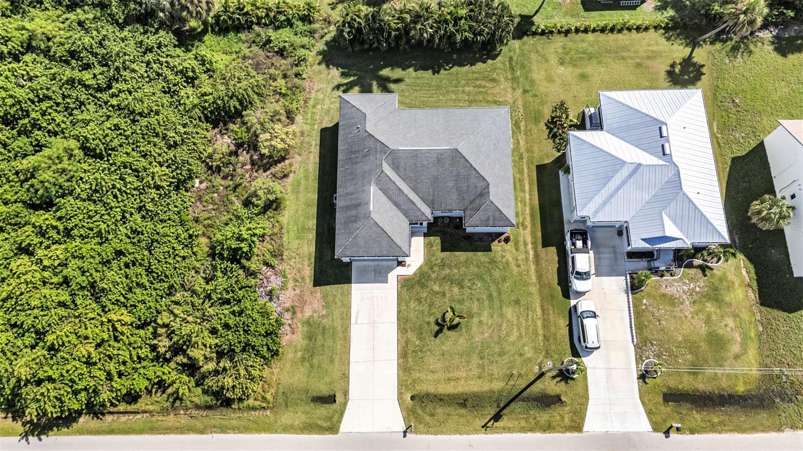 Image 48 of 65 For 3302 Palm Dr